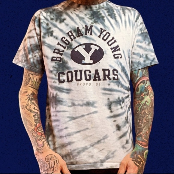 BYU Cougars custom ice dye ncaa college t shirt Russell athletics men’s L - Picture 1 of 5
